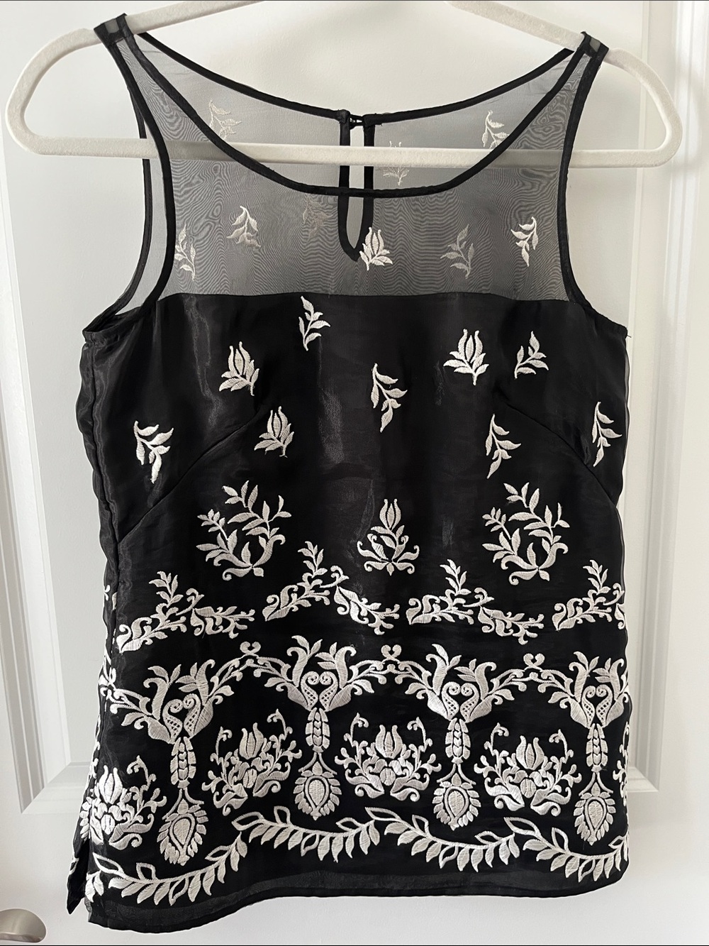 White House Black Market Showstopper Intricate Embroidery Just Dry Cleaned